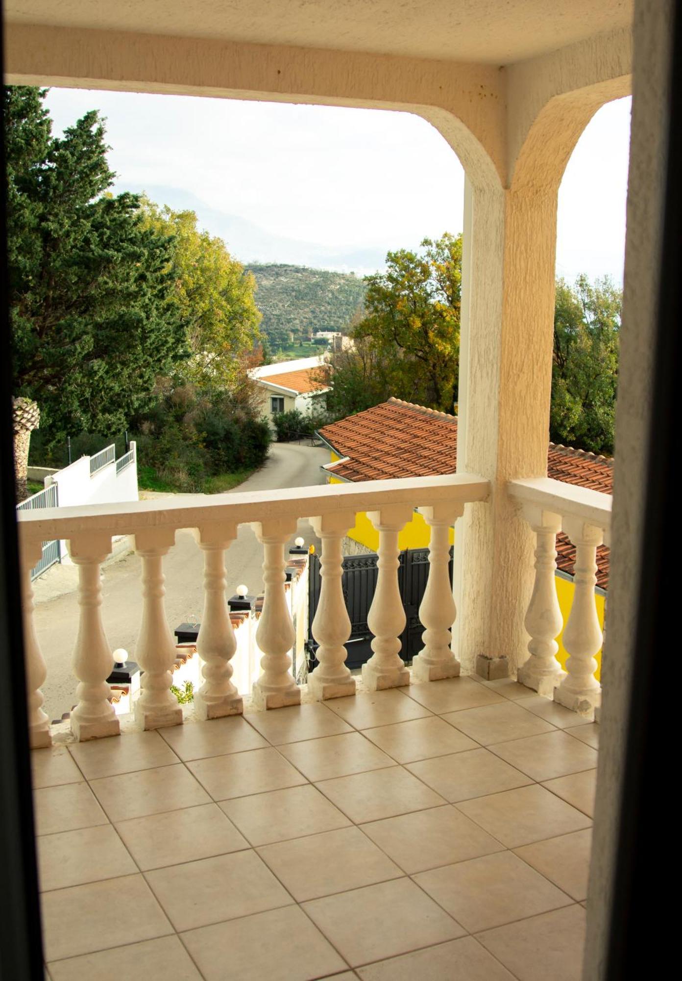 Snezna Kraljica Apartamento Sutomore Exterior foto